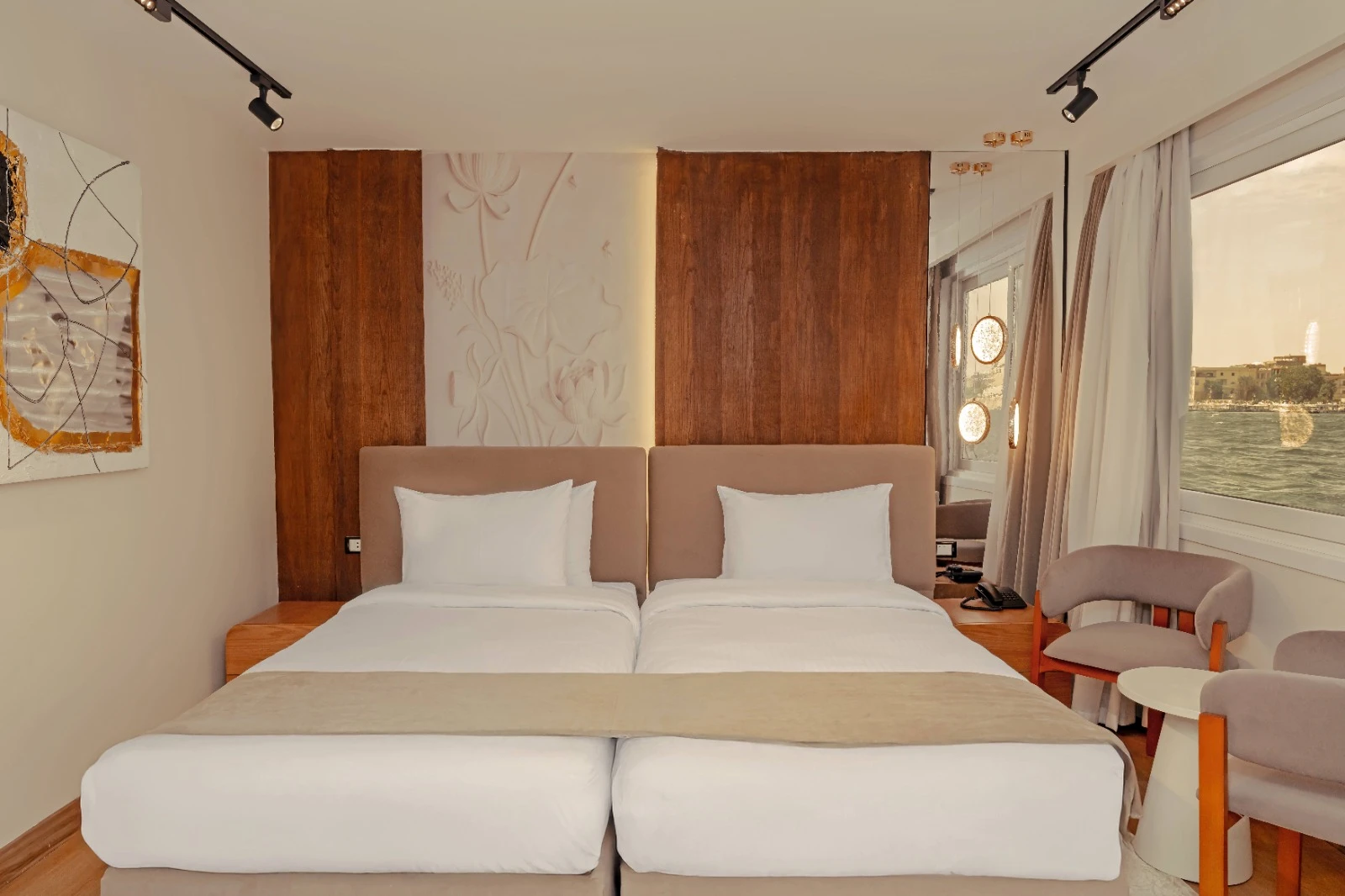 Hathor Luxury Twin Bed : Aswan / Luxor