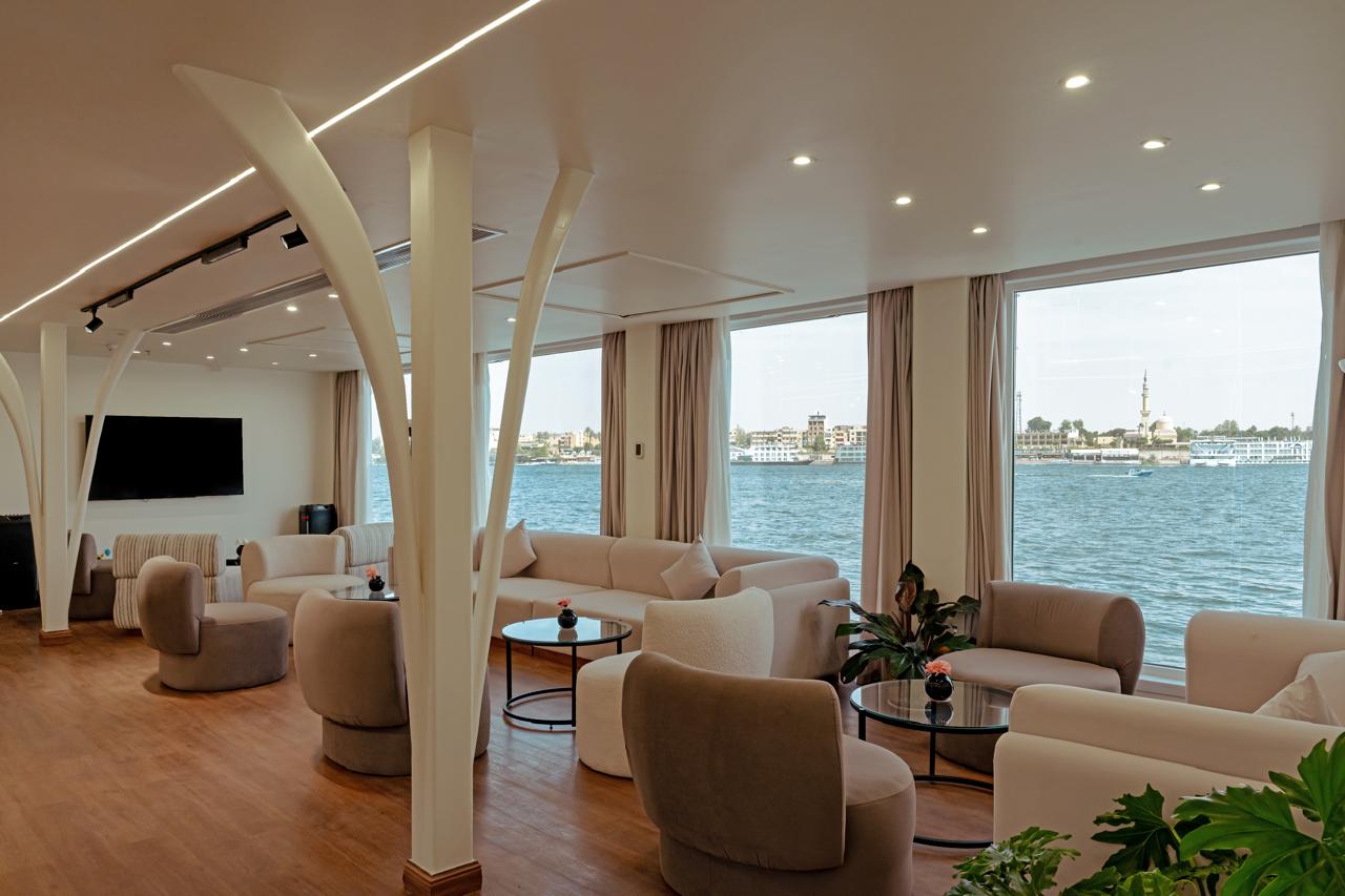 Hathor Dahabiya luxury nile cruise
